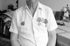 Eduard Schapiro, Fallschirmjäger, Hauptfeldwebel bei der 2. Gardebrigade
